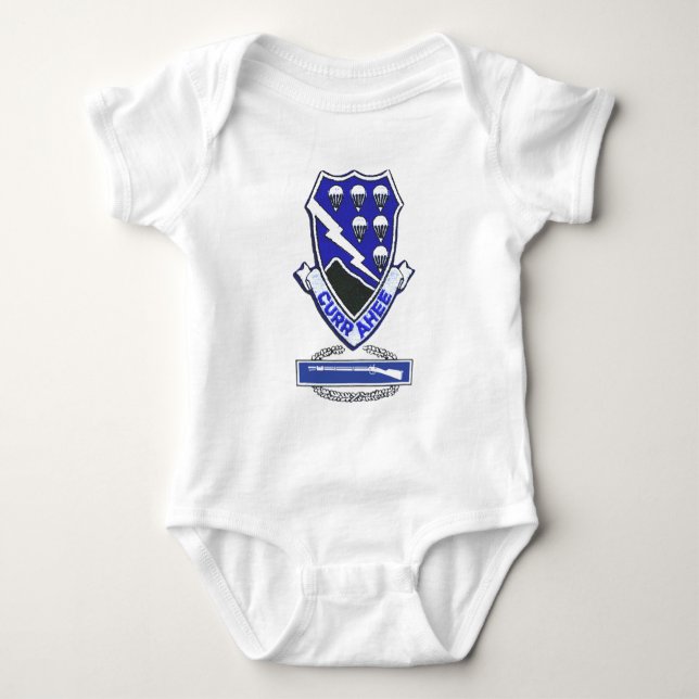 Body Correction de Currahee et insigne d'infanterie de (Devant)