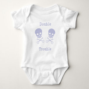 Body Double bleu de crâne et de hochet de problème