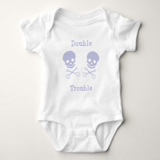 Body Double bleu de crâne et de hochet de problème