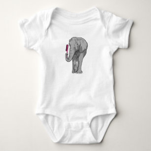 Body Elephant comme coiffeur avec peigne