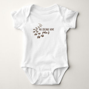 Body Empreintes de pattes de chiens avec texte