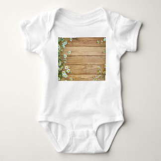 Body Fleurs sauvages, herbes : arrière - plan en bois.