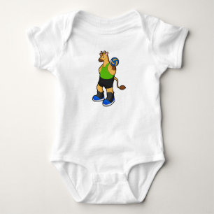 Body Girafe en tant que joueur de volleyball avec volle
