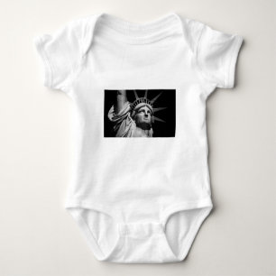 Body Gros plan Statue blanche noire de la Liberté New Y