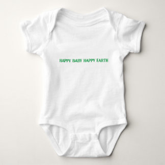 Body heureux bébé en terre heureuse