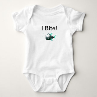 Body Je mords le pirahna infantile de pièce en t