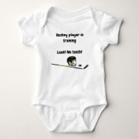 Joueur de hockey en formation Regarder pas de dent