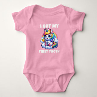 Body La première dent du bébé