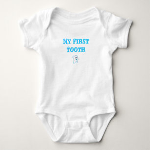 Body La première dent du bébé