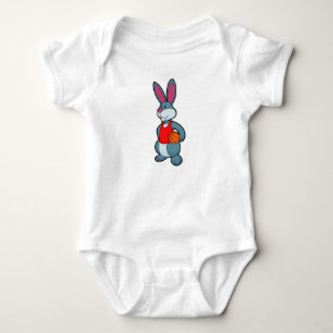 Body Lapin comme joueur de basket-ball avec basket-ball