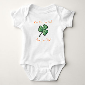 Body le shamrock vert, m'embrassent, je suis irlandais,
