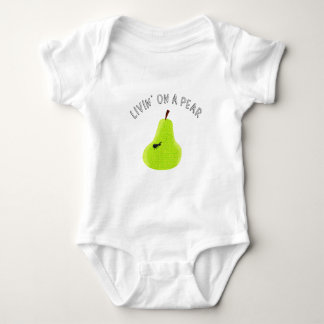 Body Livin sur une poire