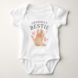 Body Mamie mignonne, le cœur et les mains de sa meilleu