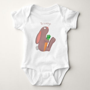Body Mignons lapin lapin lapin assis avec dessin de car