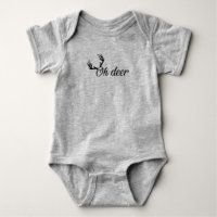 Oh costume de corps de bébé de cerfs communs