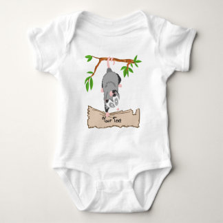 Body Opossum avec le signe