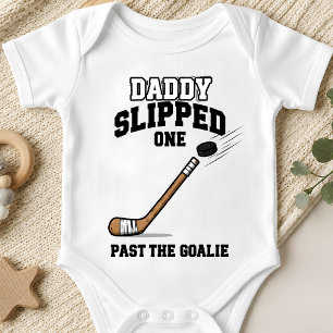 Body Papa a marqué un but drôle de hockey