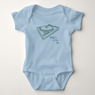 Body plaque tournante 7, petit DJ du papa