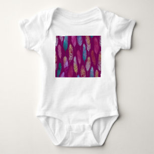 Body Plumes colorées : motif arrière - plan violet.