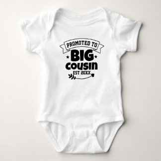 Body Promu À Big Cousin Des Présentations Futures Étonn