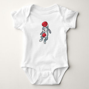 Body Rabbit à la boxe avec gants de boxe