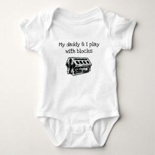 Body T-shirt de bloc moteur avec le papa