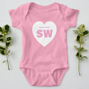 Body Tenue personnalisée nouveau-né rose Monogramme Cœu