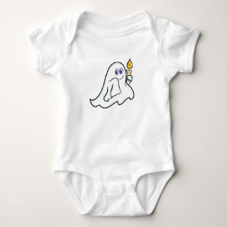 Body Un fantôme doux avec une bougie à Halloween