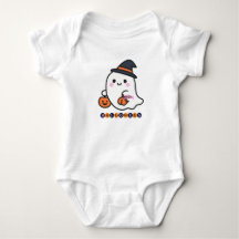 Vêtement de bébé Halloween avec un gentil fantôme