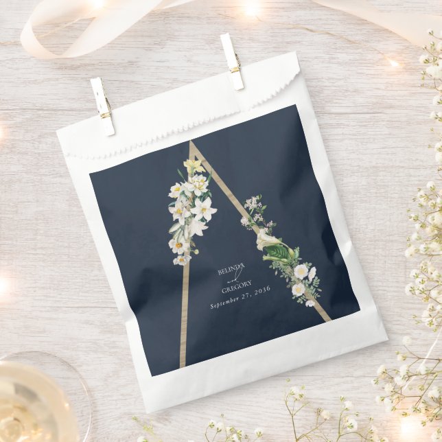 Bohemian Wood Pyramid White Florals Blue Wedding Favour Bag (Clipped)