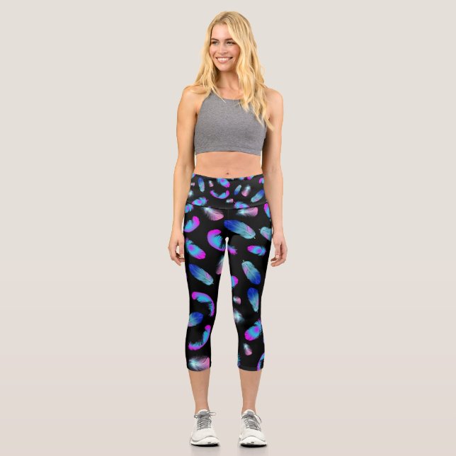 BOHO BLUE PINK FEATHER PATTERN CAPRI LEGGINGS (Front)