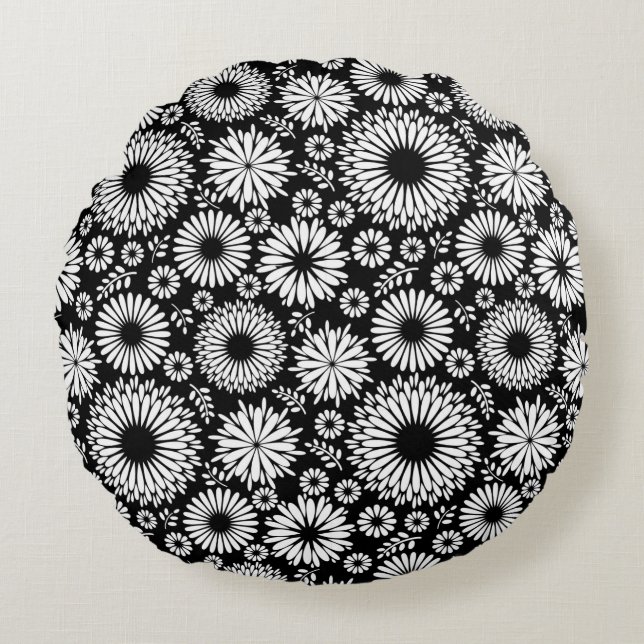 Boho flowers Black and White vector floral pattern Round Pillow (Front)