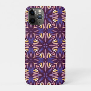 Boho Purple Flower Pattern - Dark Floral Aesthetic iPhone 11 Pro Case