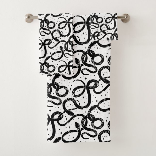 Boho snakes bath towel set (Insitu)