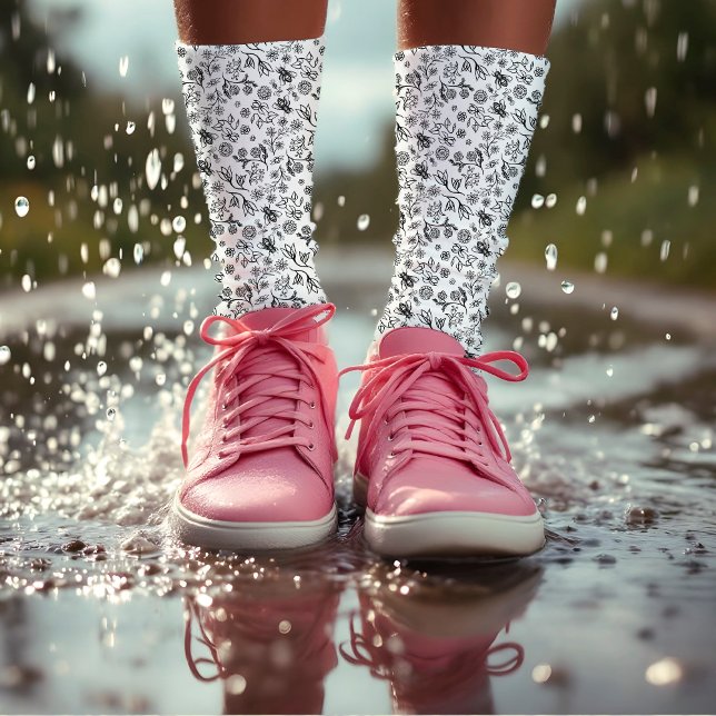    Boho Summer Honey Bee Floral Pattern White Cute Socks (Creator Uploaded)