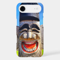 Bois totem rire dents visage photo drôle audacieux