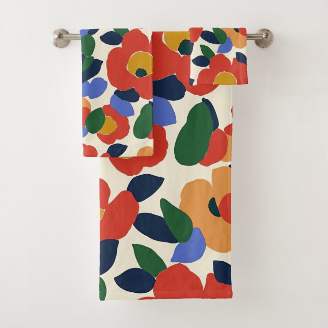 Bold Abstract Floral Pattern Bath Towel Set (Insitu)
