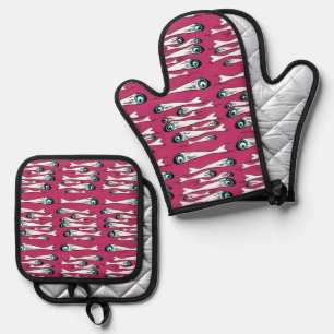 Bold Fish Pattern Oven Mitt & Pot Holder Set