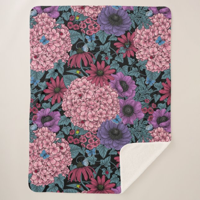 Bold garden florals sherpa blanket (Front)
