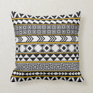 Bold Geometric Pattern Throw Pillow