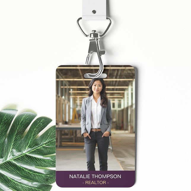 Bold Professional Real Estate Chic Realtor QR Code Badge (Creator Uploaded)