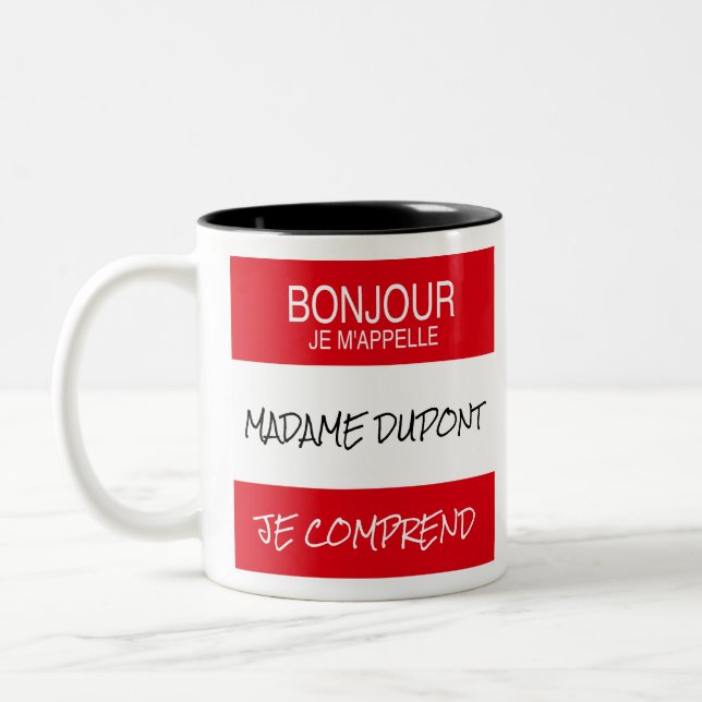 "Bonjour" Nom Badge Enseignant Français Cadeau Mug (Gauche)