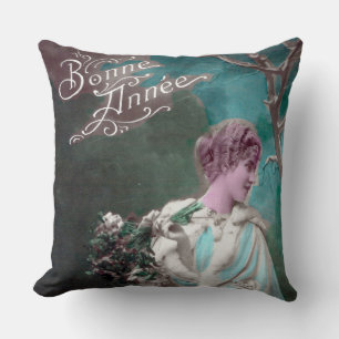 Bonne Anner Throw Pillow