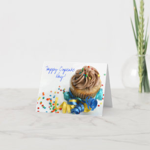 Bonne carte d'anniversaire de la fête du Cupcake