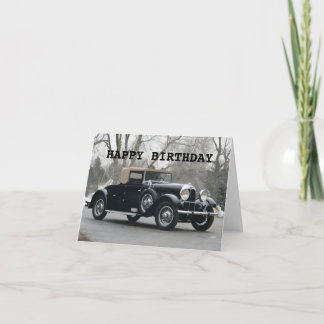 Bonne carte de voiture classique d'anniversaire