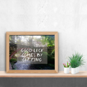 Bonne chance vient en menottant une affiche de dev