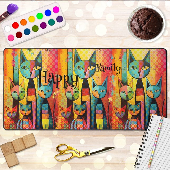 Bonne famille de chats colorés (A colorful design desk mat featuring an abstract cat family. Nice for a cat lover and for kids.)