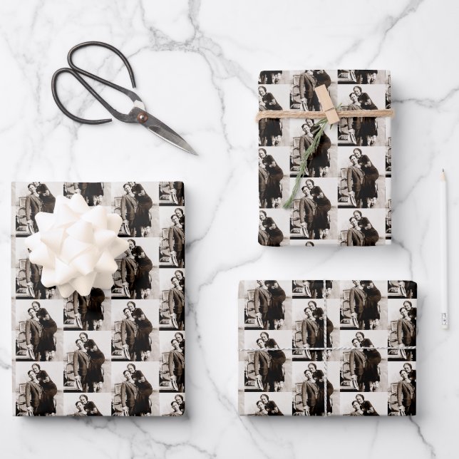 Bonnie & Clyde The Barrow Gang 1930s Wrapping Paper Sheet (Front)
