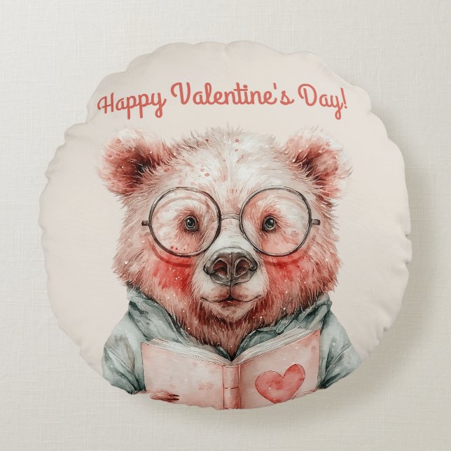 Bookish Bear Valentine`s Day Round Pillow (Front)
