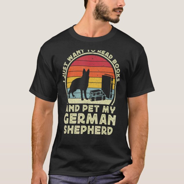 Books And German Shepherd Dog   Reading GSP Mom T-Shirt (Front)